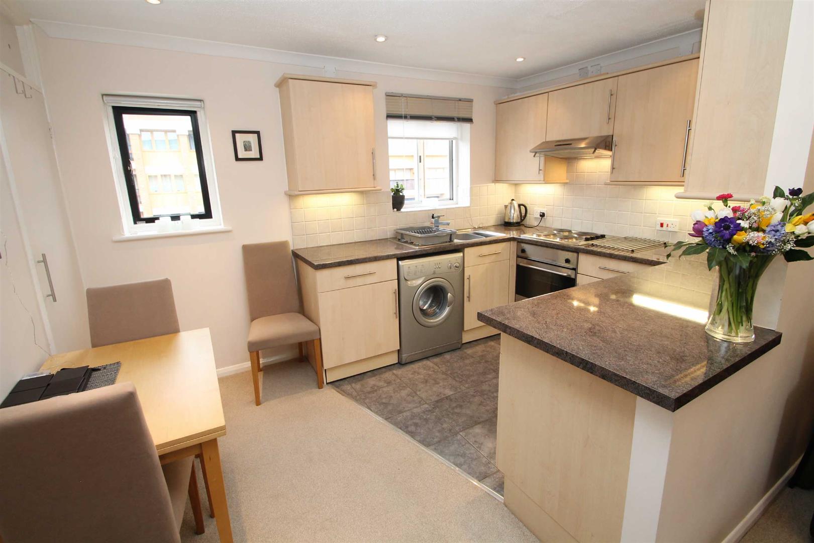 1 bed property in North 13th Street, Milton Keynes